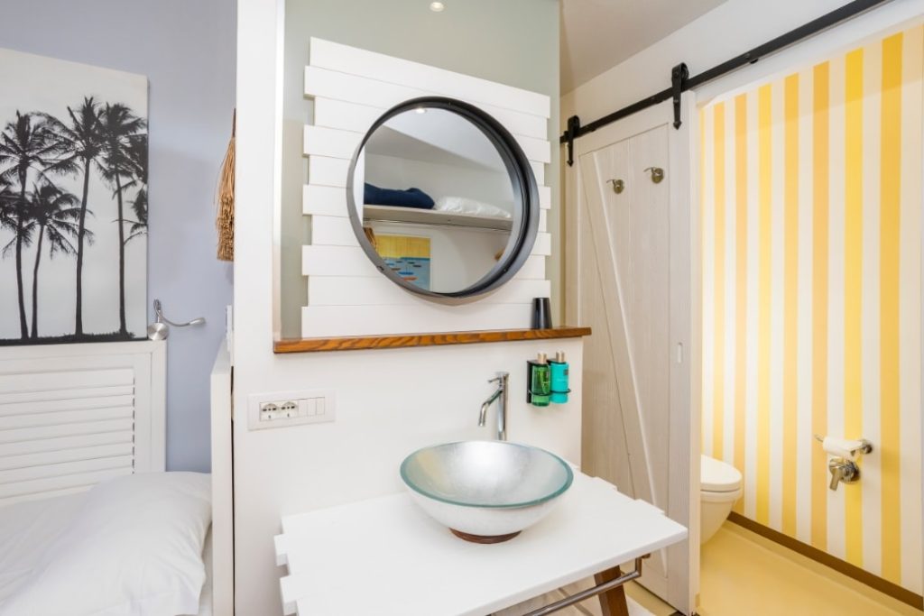 camera-vista-mare-cefalu